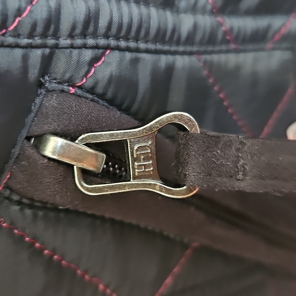 Harley Davidson Women's Black Quilted Vest - Picture 4 of 10